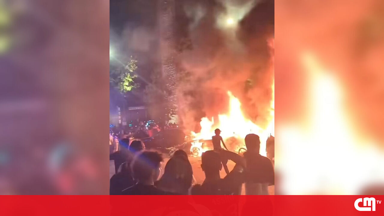 Imagens mostram o caos do PSG na França depois de vencer a final da Liga dos Campeões – Vídeo