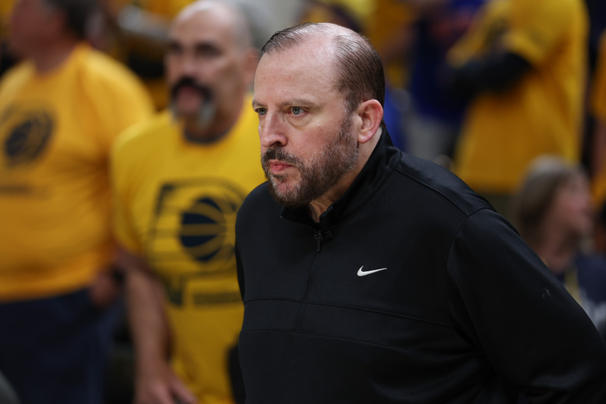 Knicks fans call for Tom Thibodeau to shoot in playoff injury excuse