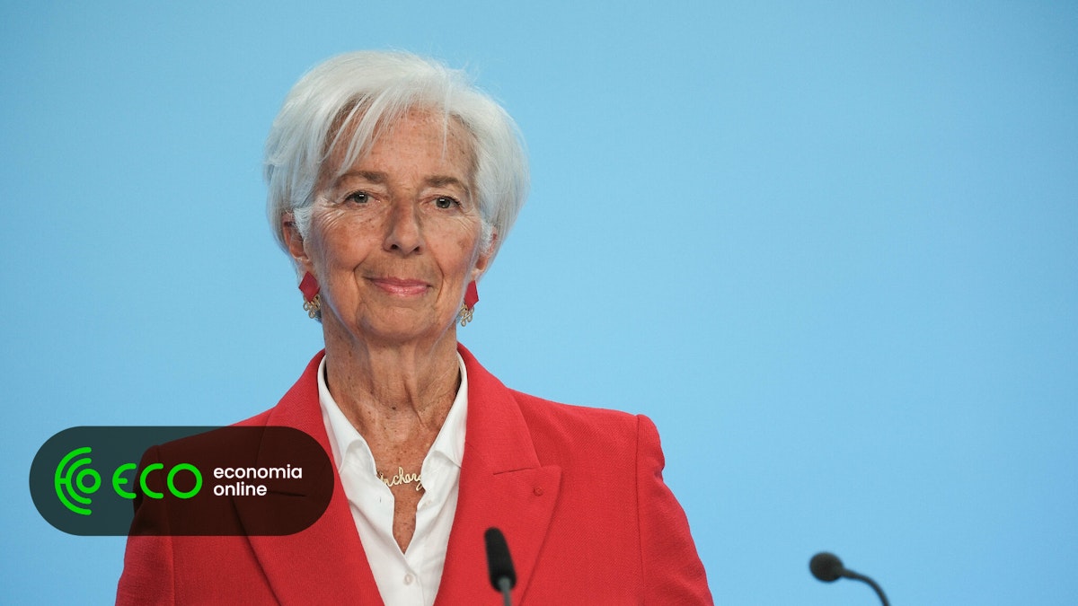 Lagarde é responsável pela empresa, comemorando o PCP “Good Lugar”, mas evitando dar sinais de mais cortes