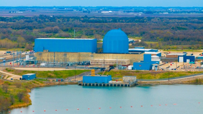 Meta agrees to 20-year agreement to purchase output from Illinois nuclear power plants