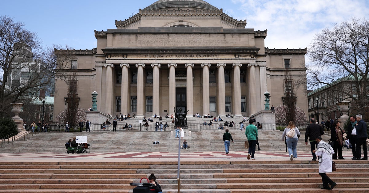 Ministry of Education threatens Columbia University's certification