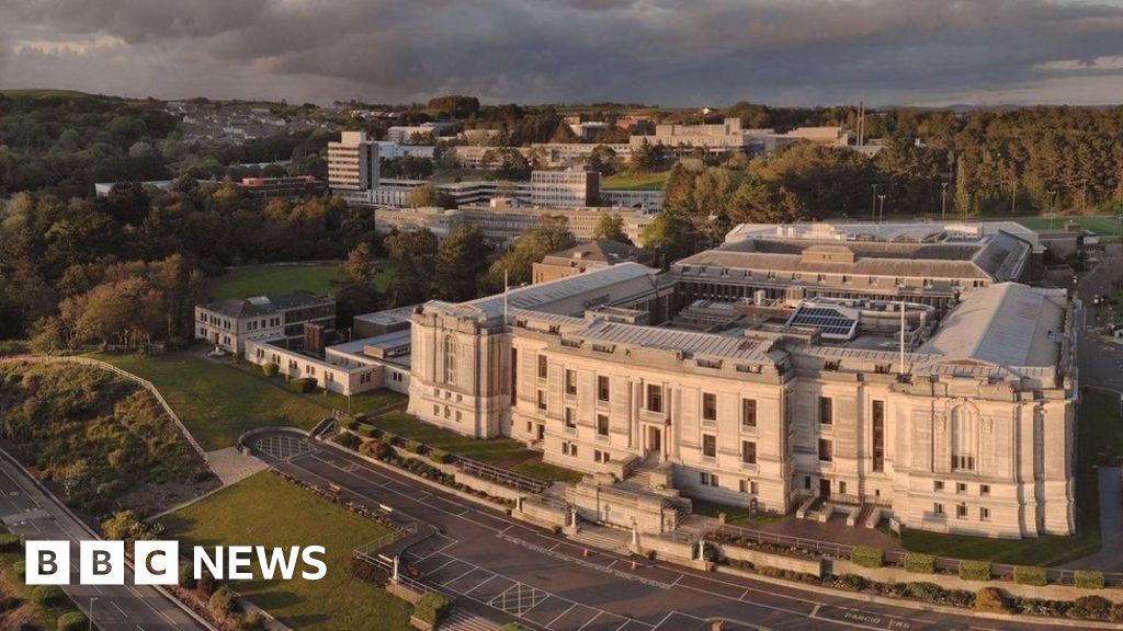 National Library of Wales is missing 2,200 pieces
