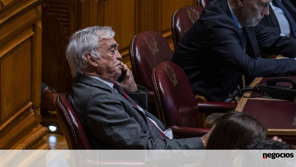 Os candidatos chegam ao vice -presidente e vice -secretário de Parlamento, não conseguiu a política eleitoral