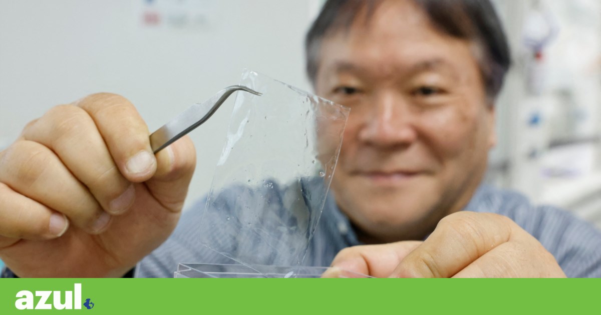 Plastics criados por cientistas se dissolvem no oceano em horas | Plásticos
