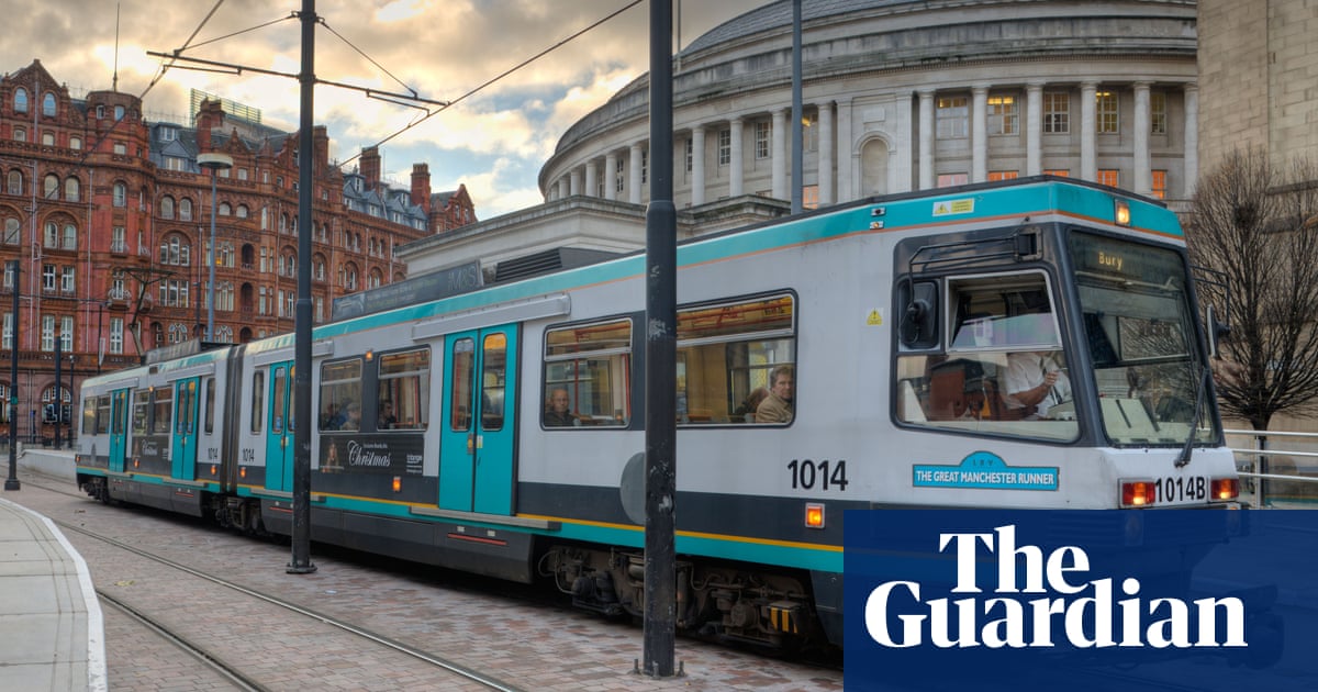 Rachel Reeves announces £15 billion on trams, trains and buses outside London | Rachel Reeves