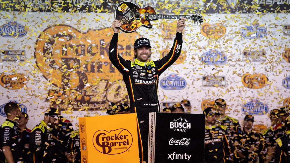 Ryan Blaney wins first 2025