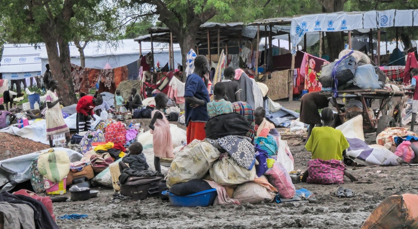 Sudão. Segundo as Nações Unidas, o número de refugiados excede 4 milhões