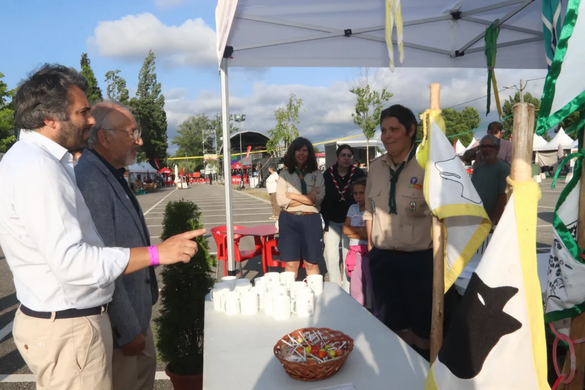 Tasquinhas e artesanato realizaram uma festa em S. Martinho do Bispo