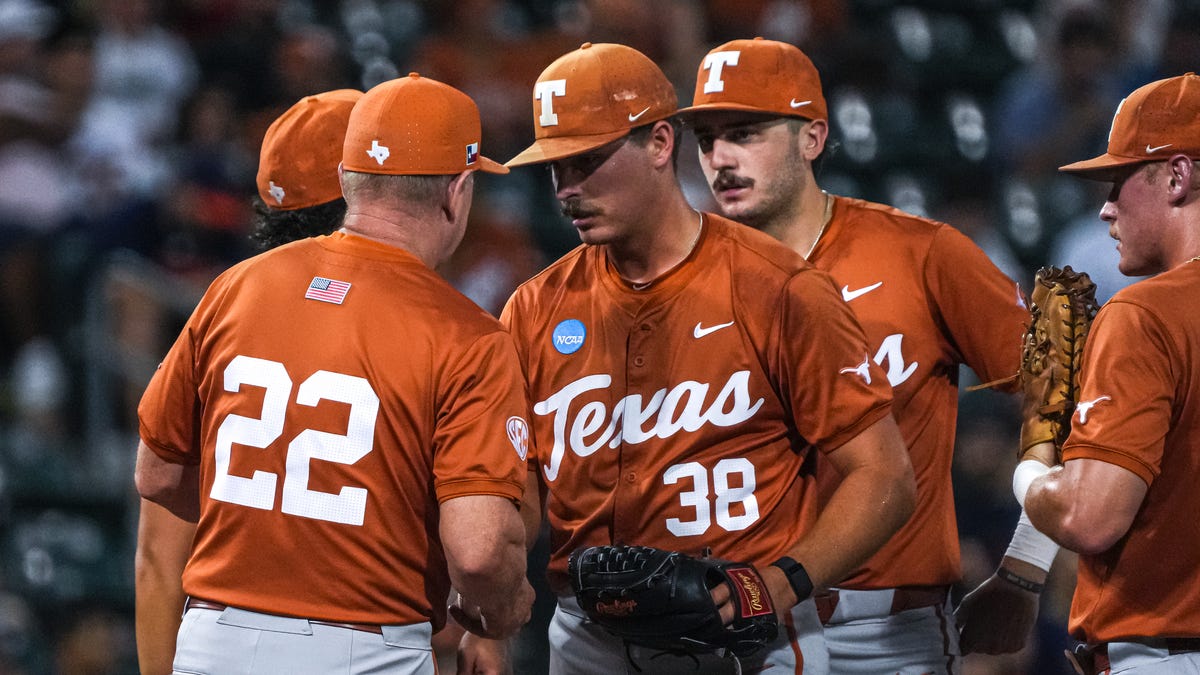 Texas ends baseball season, NCAA Championship Region Loss to UTSA