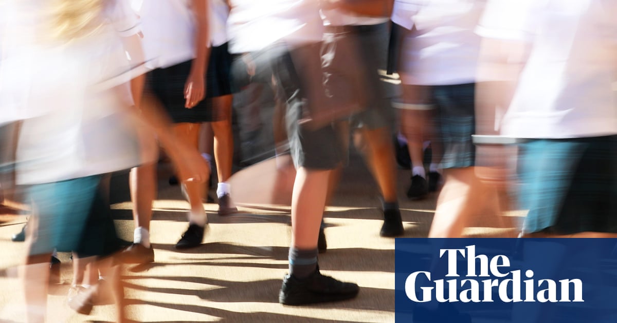 The power of criticism for expelling students from poor behavior outside schools is criticized for increasing the workload of Victorian educators | Victorian politics