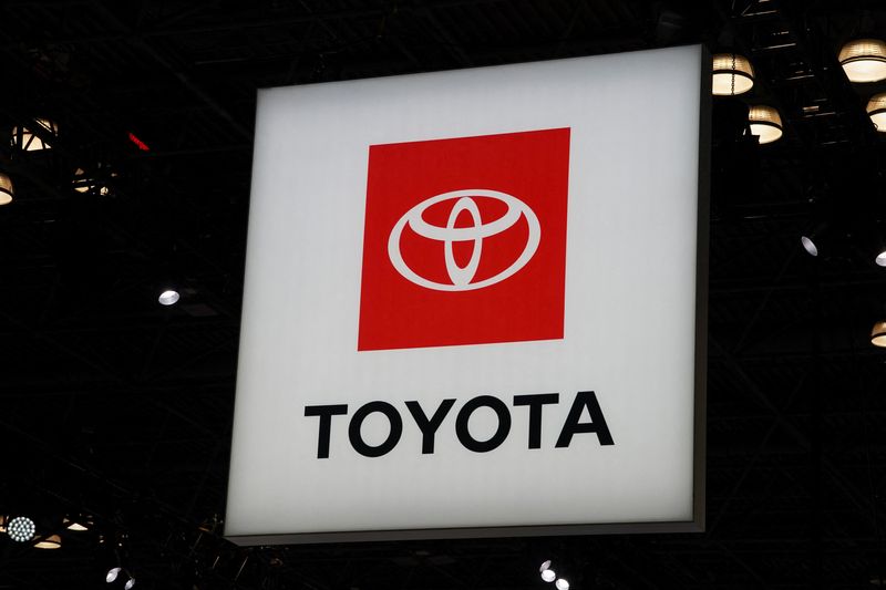 Toyota Industries sank expectations after parents bidding mistakes