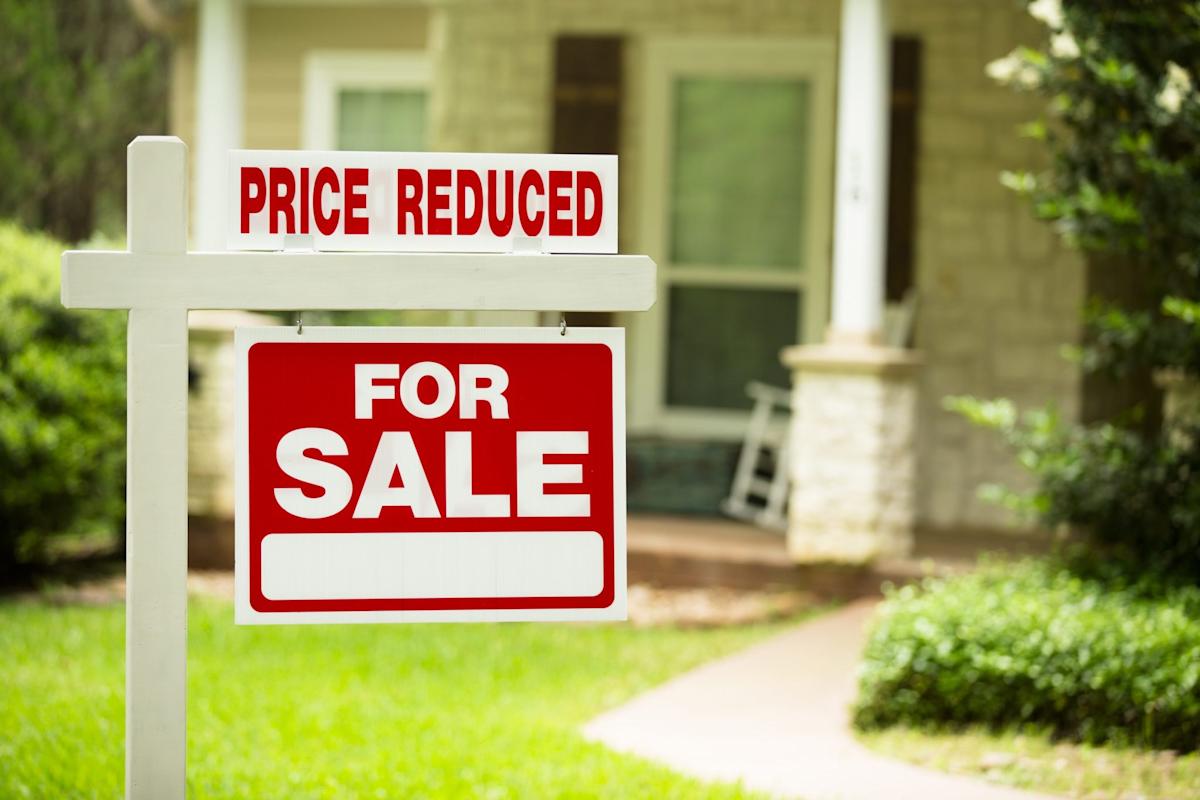 Trends are turning around in the real estate market as top metro areas see a bigger drop in housing prices later this year.