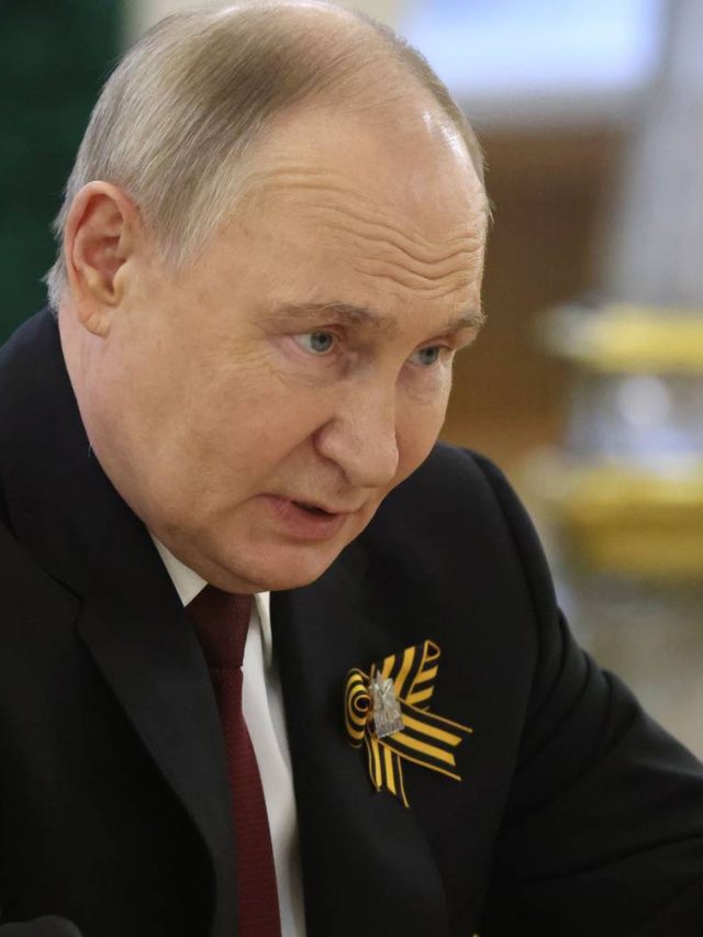 Ucrânia anuncia intercâmbio de 500 prisioneiros de guerra, Putin Expletes Reunião