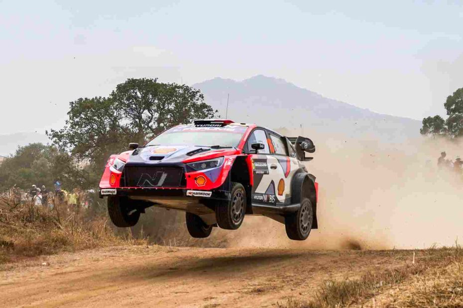 WRC, Rally da Sardinha: Fourmaux 'Vinga' Portugal Rally Dia 1