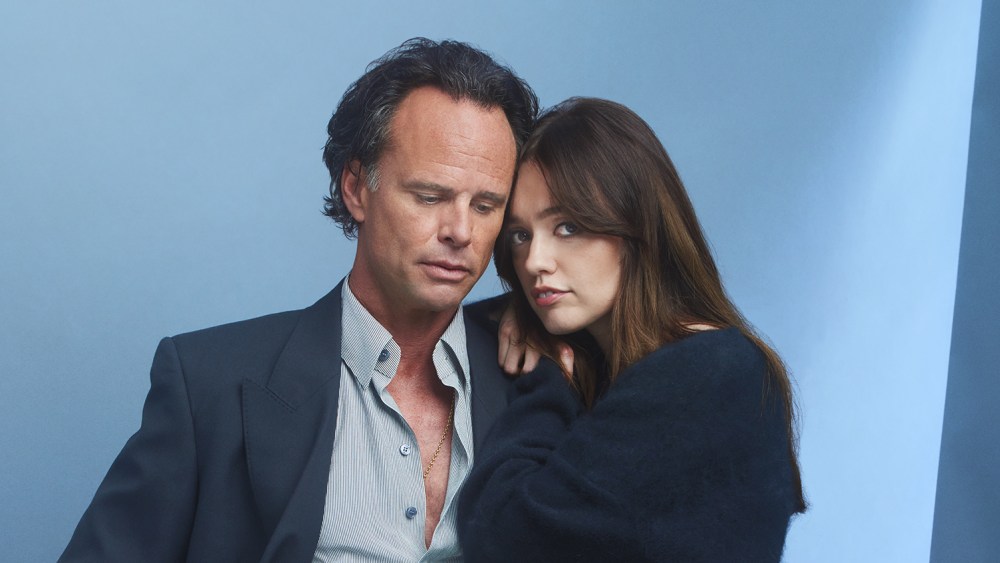 Walton Goggins and Aimee Lou Wood on White Lotus Feud Rumors, Cut Sex Scene
